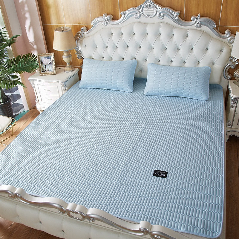 Summer Ice Silk Latex Mattress Set